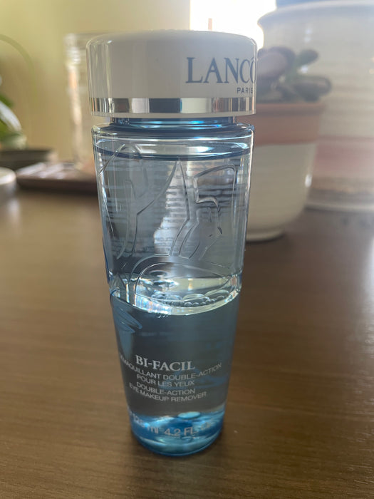 Lancôme Bi-Facil Eye Makeup Remover