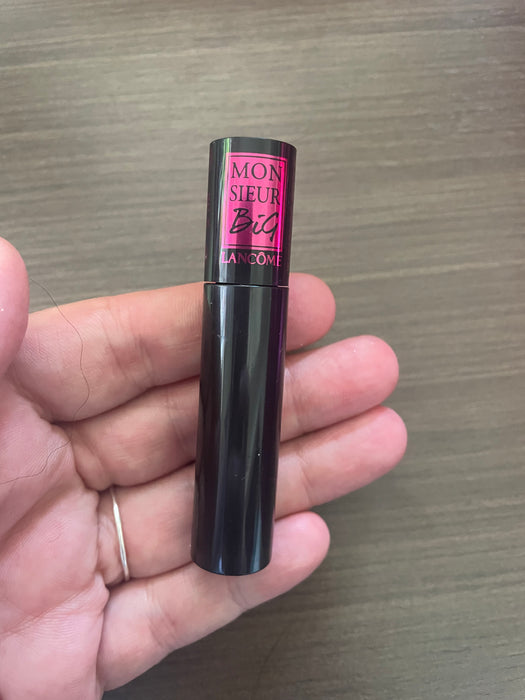 Monsieur Bid Volumizing Mascara